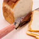関市の高校生がこだわり抜いた家族で楽しく使えるパン切り包丁「関流」